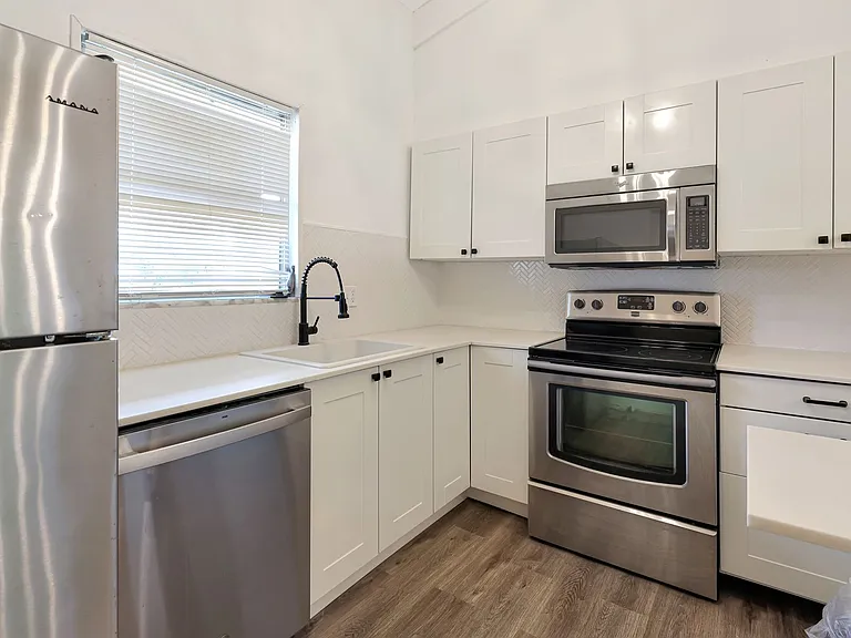 6624 Fairway Dr — Photo 7
