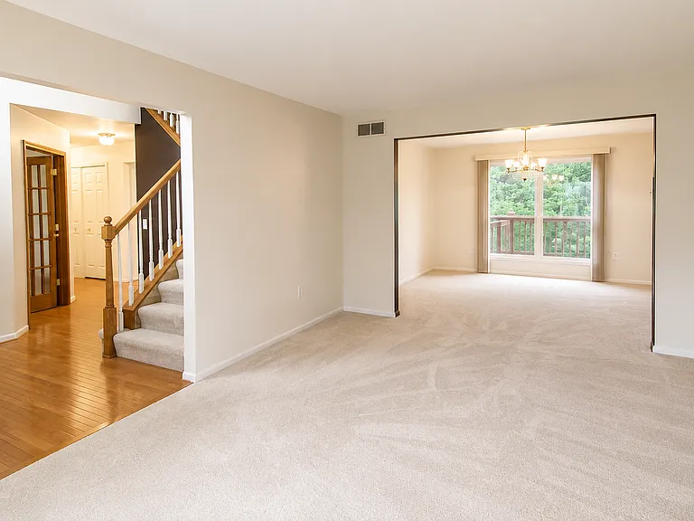 7622 Park Meadow Ln — Photo 10