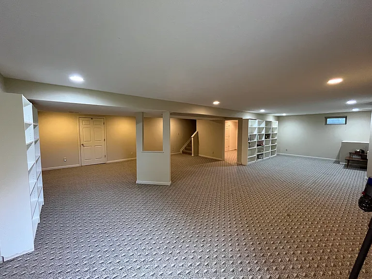 6400 Belmont Park Ct — Photo 31