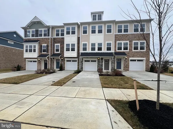 10972 Barnard Pl, White Plains, MD 20695