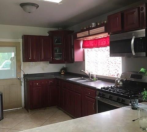 4th image of 3607 Van Buren Ave