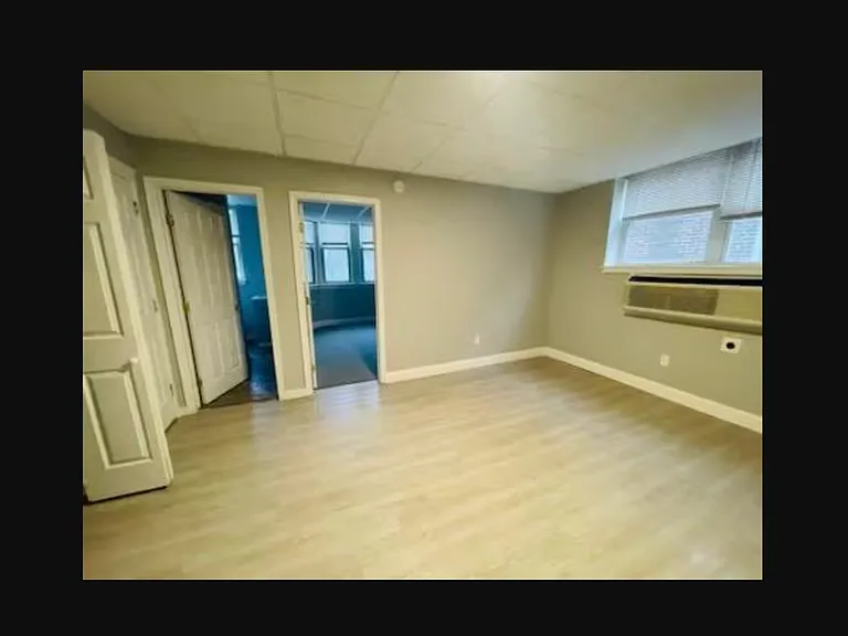 373 School Ln #3B — Photo 11