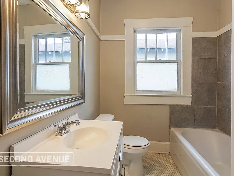 4105 Avenue Q — Photo 7
