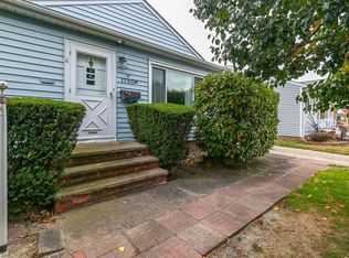 1750 Rush Rd, Wickliffe, OH 44092