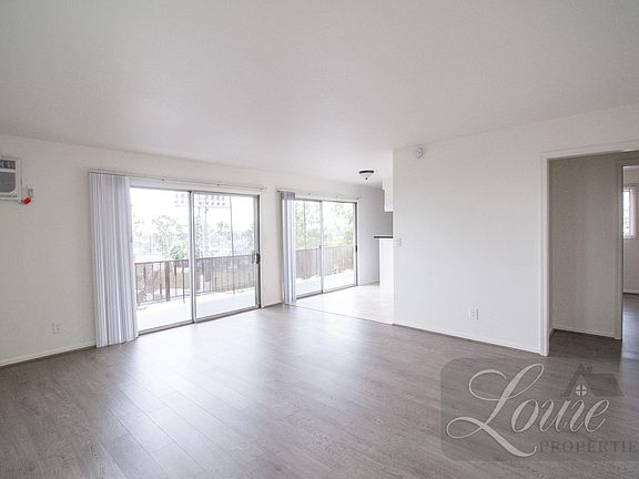 4th image of 1590 College View Dr APT 6