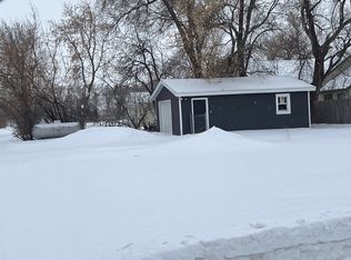 306 1st Ave E, Velva, ND 58790