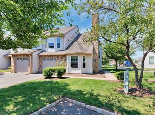 327 Pegasus Rd, Piscataway, NJ 08854