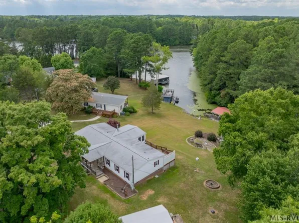 126 W Lizard Bay Dr, Henrico, NC 27842
