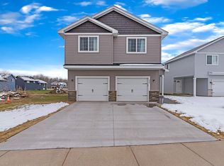 864 Holton Ave, Brainerd, MN 56401