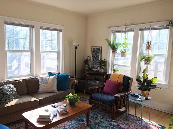 2nd image of 908 Ashland Ave APT 6