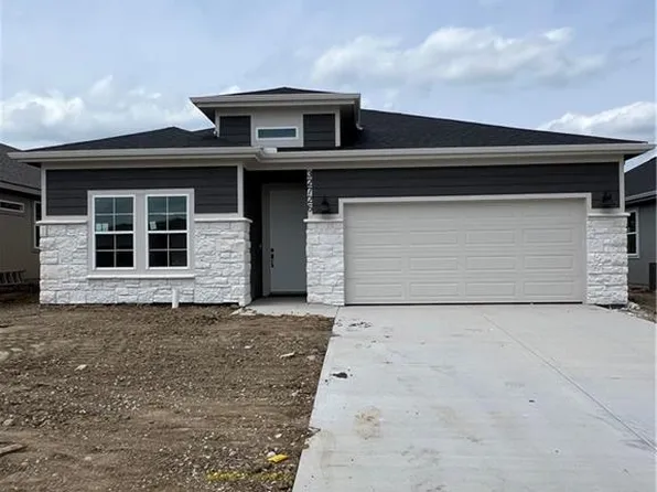 32726 W 176th Ter, Gardner, KS 66030