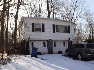 410 Four Mile Rd NE, Grand Rapids, MI 49525