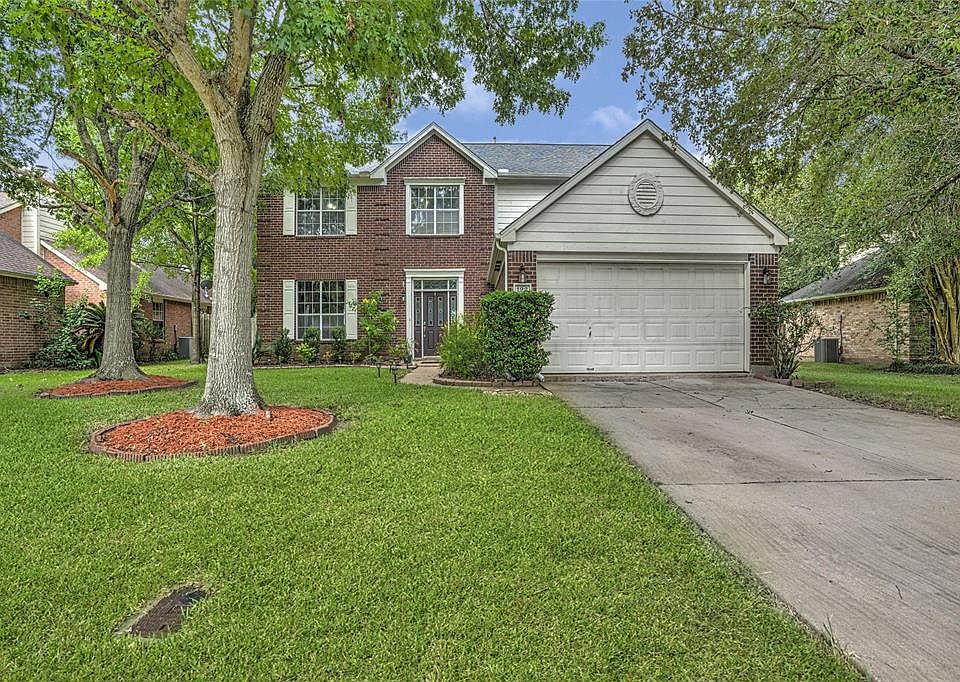1st image of 123 Plum Cir