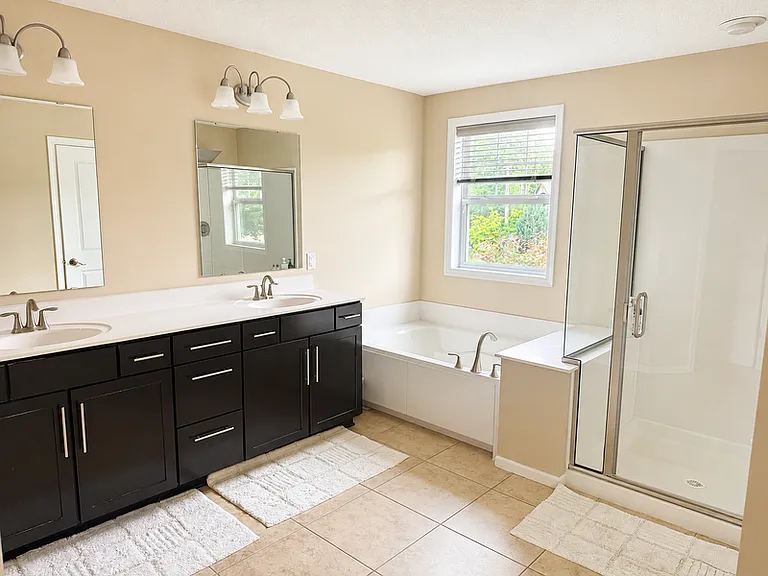 4720 Palmer Ct — Photo 10