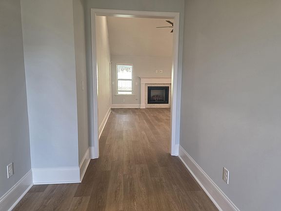 3rd image of 7430 Paisley Circle