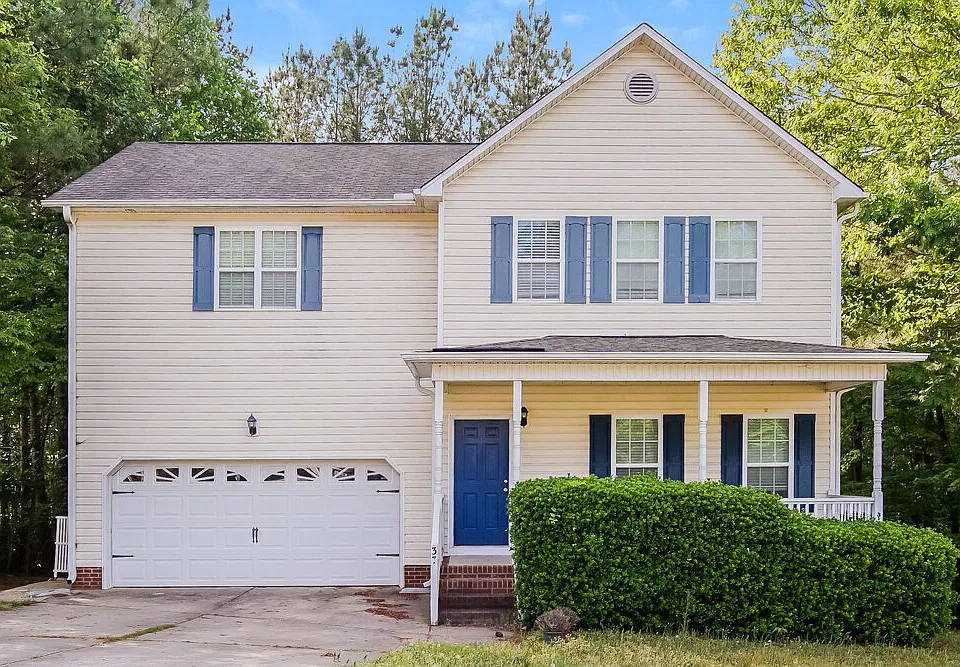 37 Kings Canyon Ct
