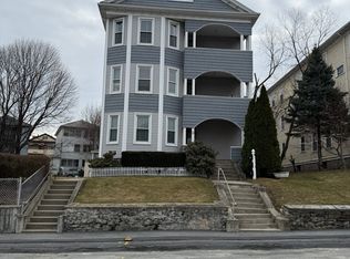 49 Perry Ave, Worcester, MA 01610