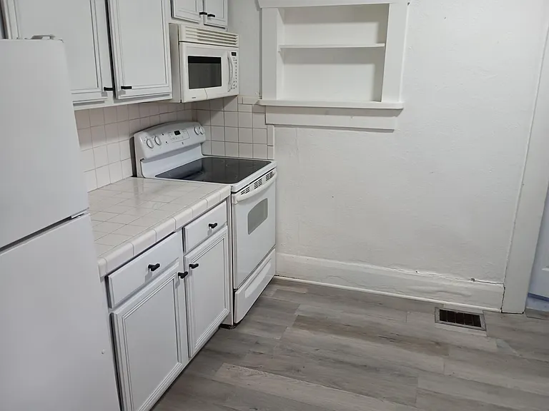 10008 N Pawnee Ave — Photo 6