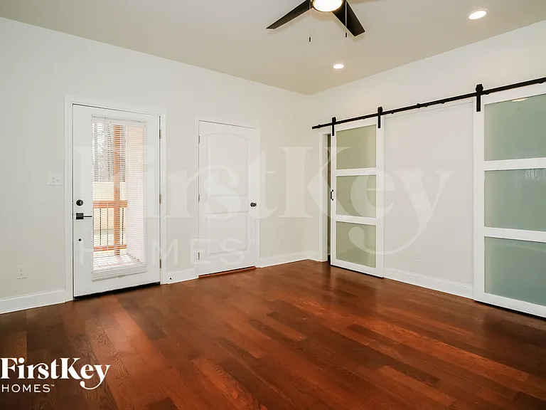 123 E End Ave — Photo 7