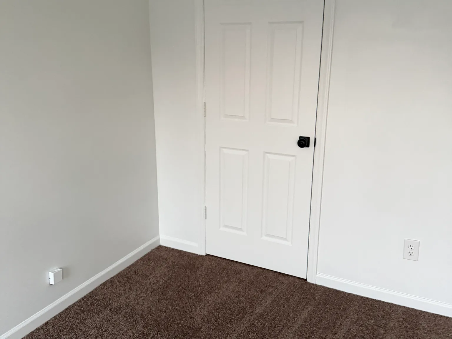 3 bed, 2.5 bath, 1488 sqft, $2,000 — Photo 4
