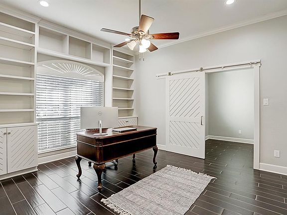 3rd image of 6031 Whispering Lakes Dr