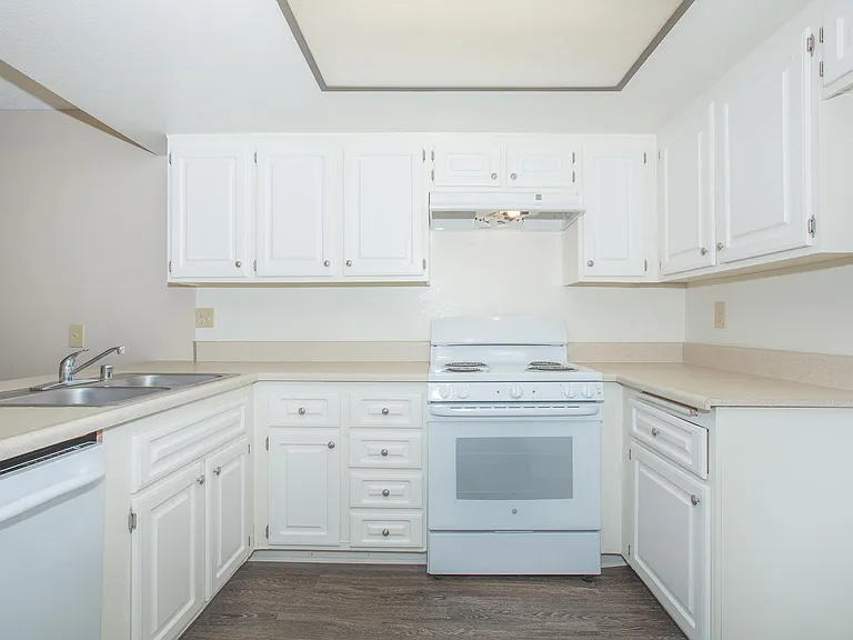 Acaciawood Village Senior Apartment Homes — Photo 11
