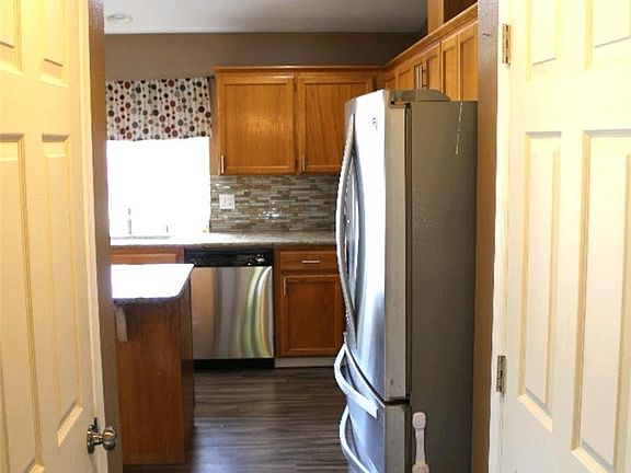5th image of 23507 48th Ave E