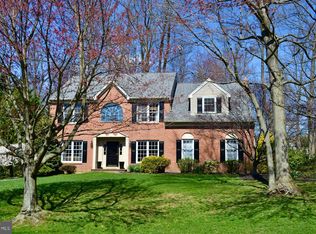 825 Pineridge Rd, West Chester, PA 19380