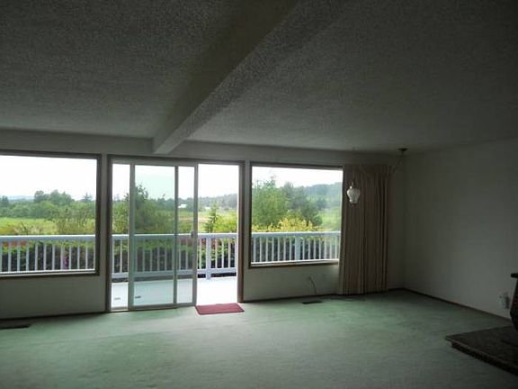 Open Living Area