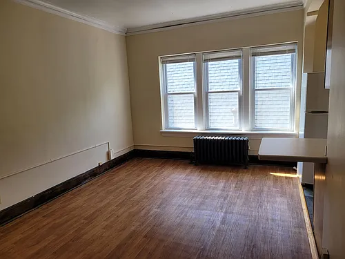 Floor plan 304