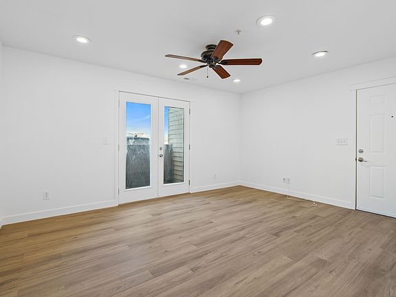 4th image of 8204 N Cedar Springs Rd E #2