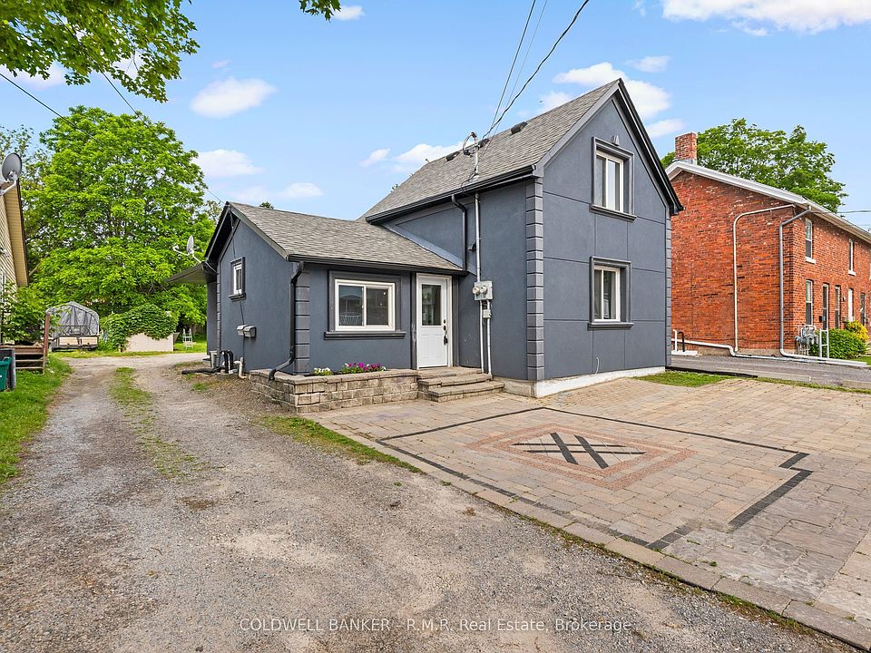 1st image of 371 John St