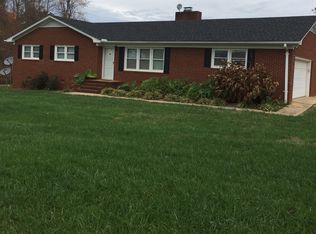 6650 Hockett Ctry Ln, Pleasant Garden, NC 27313