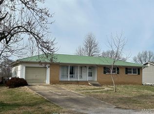 708 S Park Ln, Dexter, MO 63841