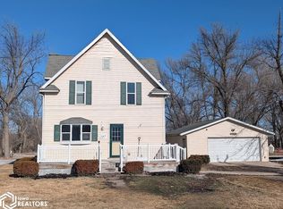 207 Lake St, Joice, IA