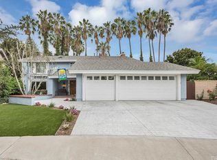 2711 Sparrow Cir, Costa Mesa, CA 92626