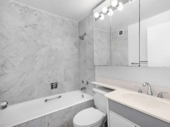 200 Rector Place image 6 of 12