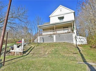 28 Washington Ave, Struthers, OH
