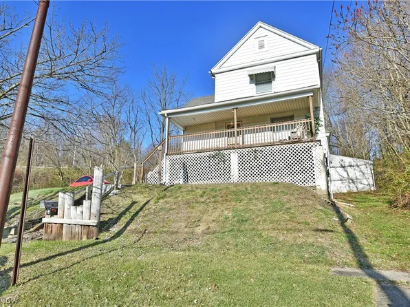 28 Washington Ave, Struthers, OH 44471