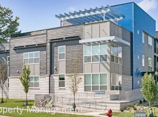5 Lincoln Ave APT 101, Iowa City, IA 52246