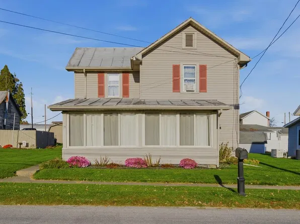 141 E 3rd St, Perrysville, OH 44864