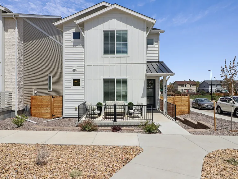 10534 Oncilla Ln — Photo 1
