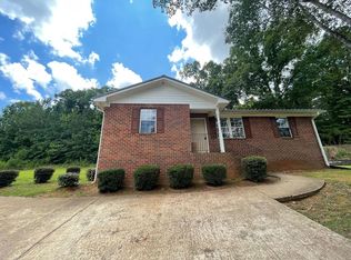 142 Hunters Run Rd, Athens, GA 30606