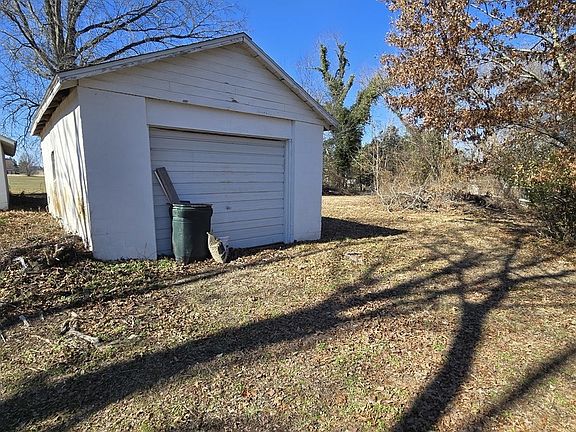 4th image of 0 S Giant City Rd