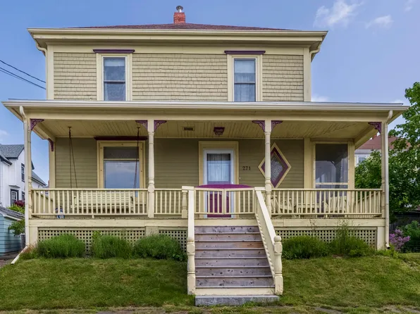 271 Montague St, Lunenburg, NS B0J 2C0