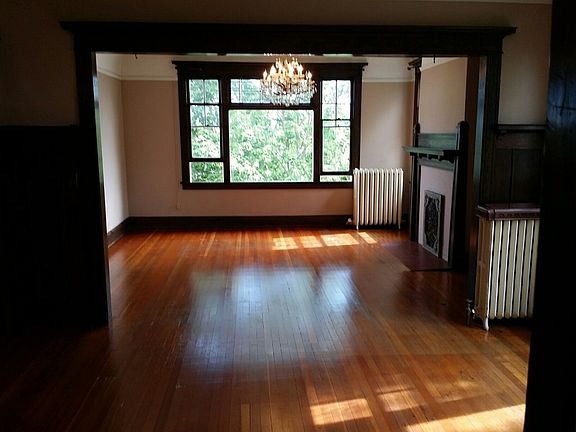 2nd image of 502 N J St APT G