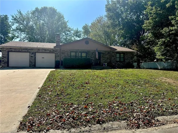 818 E Market St, Warrensburg, MO 64093