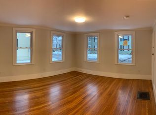 17 Dane St #1, Beverly, MA 01915