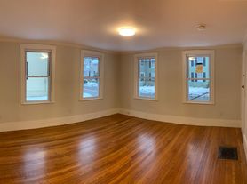 17 Dane St, Beverly, MA