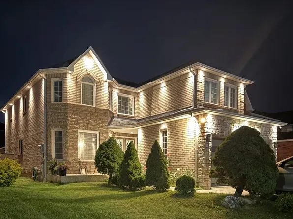 5365 Fallingbrook Dr #Basement, Mississauga, ON L5V 1P7